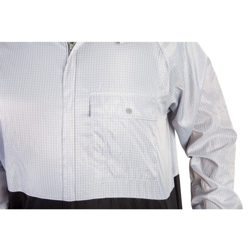 Защитный халат с антистатическими свойствами