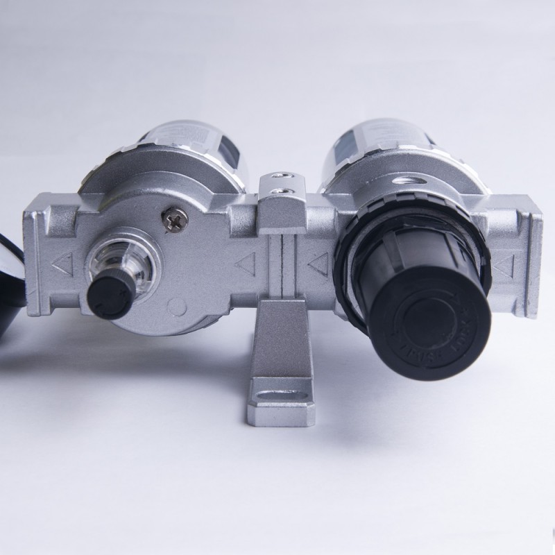 Редуктор-регулятор с манометром и лубрикатором ICAR