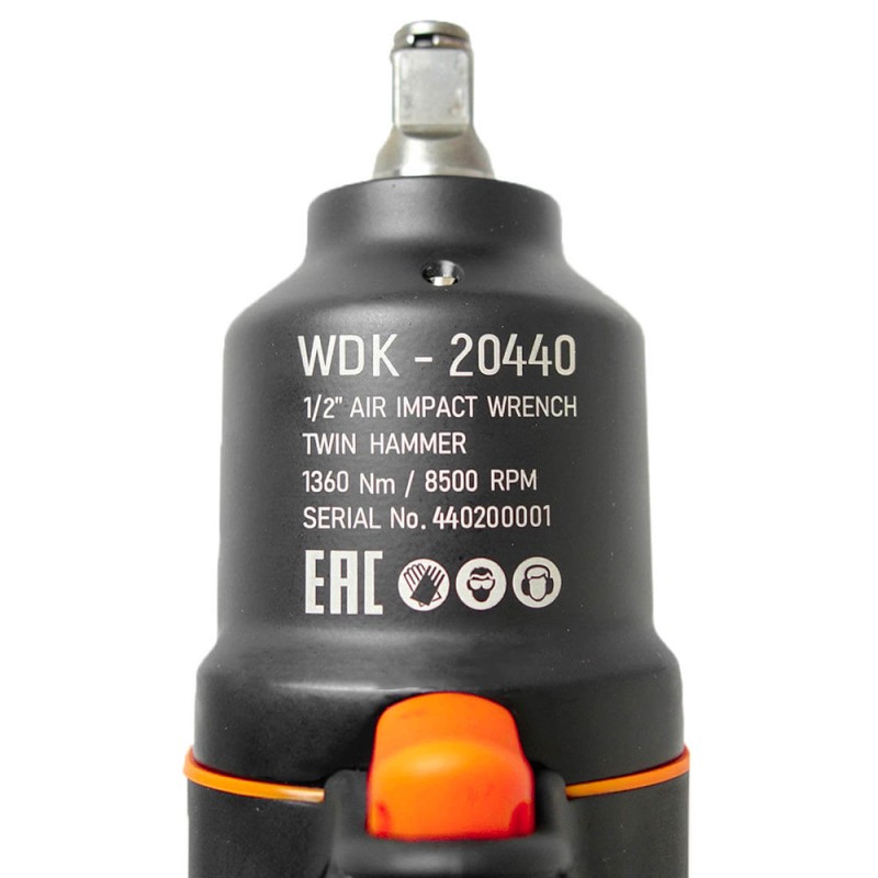 Пневматический ударный гайковерт с ударными головками 1/2" WDK-20440HD