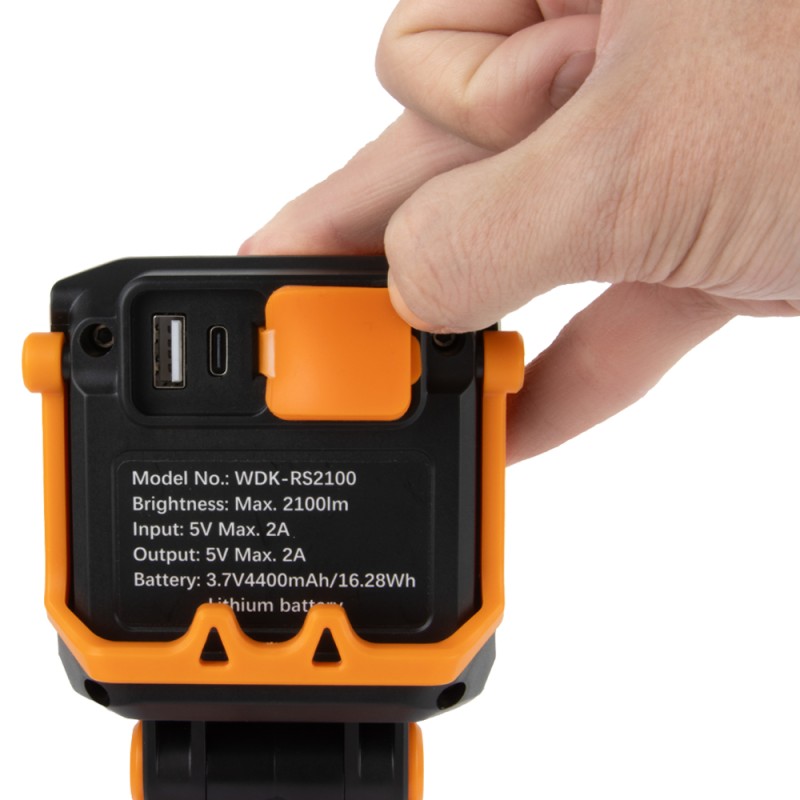 WDK-RS2100 Фонарь-прожектор трансформер переносной светодиодный, 2100 Лм, 4400 мАч, WiederKraft