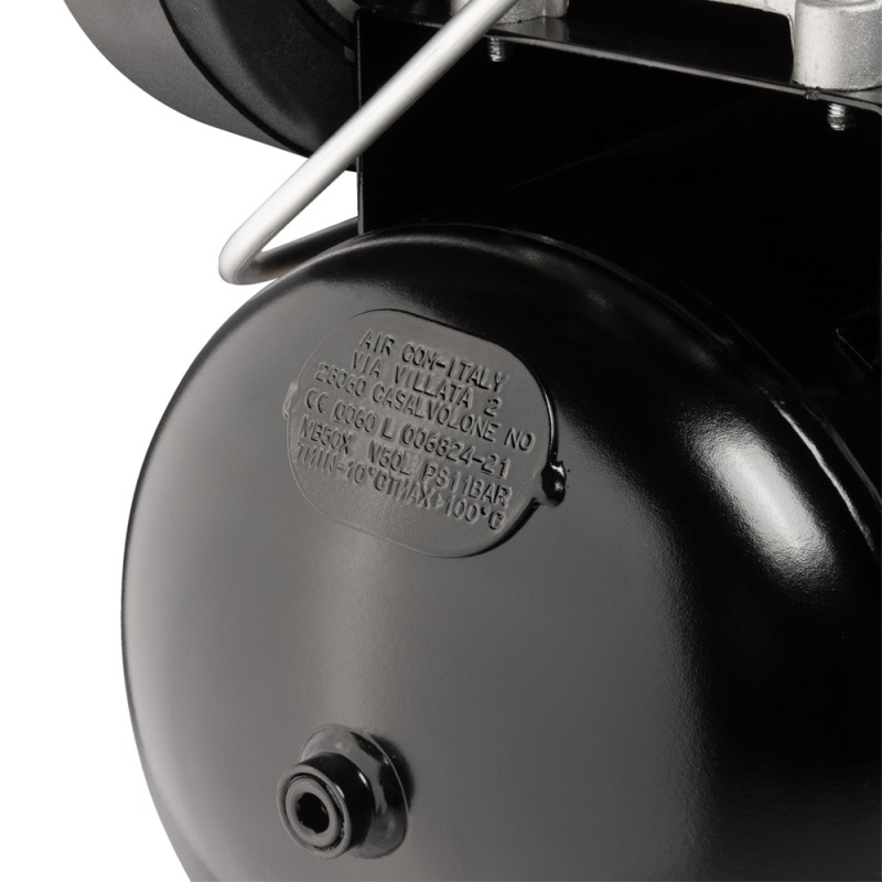 WDK-90532 Масляный поршневой компрессор с ременным приводом:320 л/мин, 9 бар; 220 В, ресивер 50 л, WiederKraft WDK-90532 Масляный поршневой компрессор с ременным приводом:320 л/мин, 9 бар; 220 В, ресивер 50 л, WiederKraft