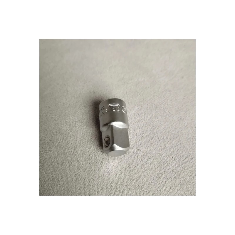 Переходник 1/4' 3/8" YATO YT-1438