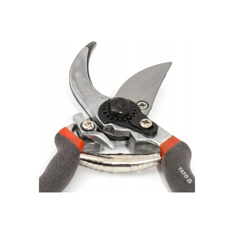 Секатор универсальный 205мм YATO YT-8800