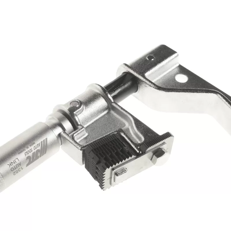 Плашка 1"-1/4"-5" для внешней резьбы универсальная в кейсе JTC Плашка 1"-1/4"-5" для внешней резьбы универсальная в кейсе JTC