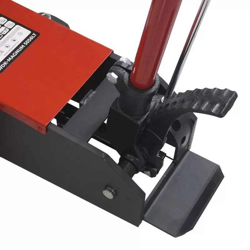 WDK-Magnum 5056LT Домкрат подкатной, г/п 5 т, 150-685 мм, WiederKraft WDK-Magnum 5056LT Домкрат подкатной, г/п 5 т, 150-685 мм, WiederKraft